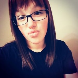 Meet your Posher, Roni